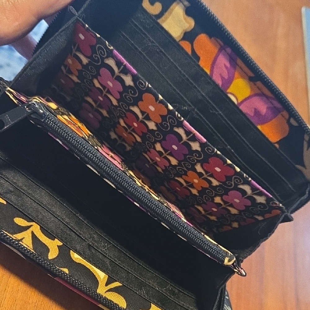 Vera Bradley Multicolor Floral Zip Wallet - Picture 4 of 4